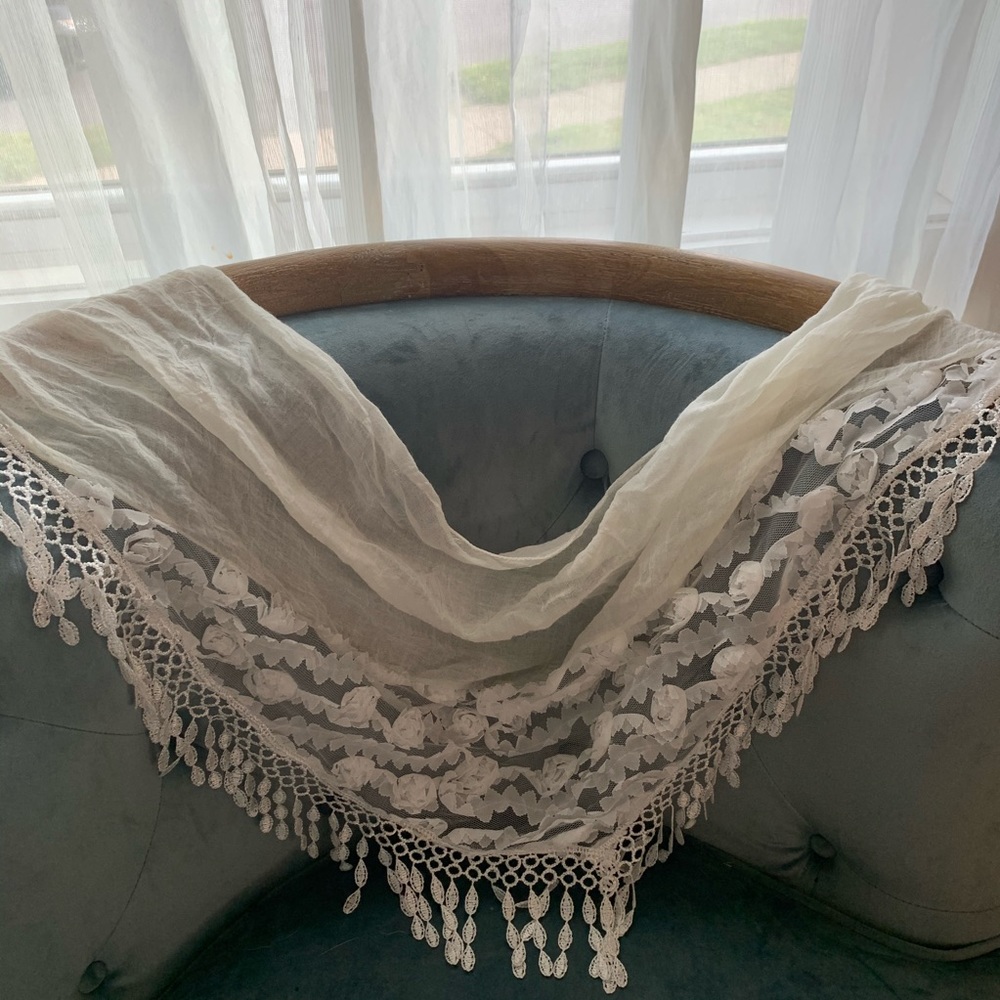 🔴2/$20 🔴Light scarf, NWOT - Picture 8 of 8